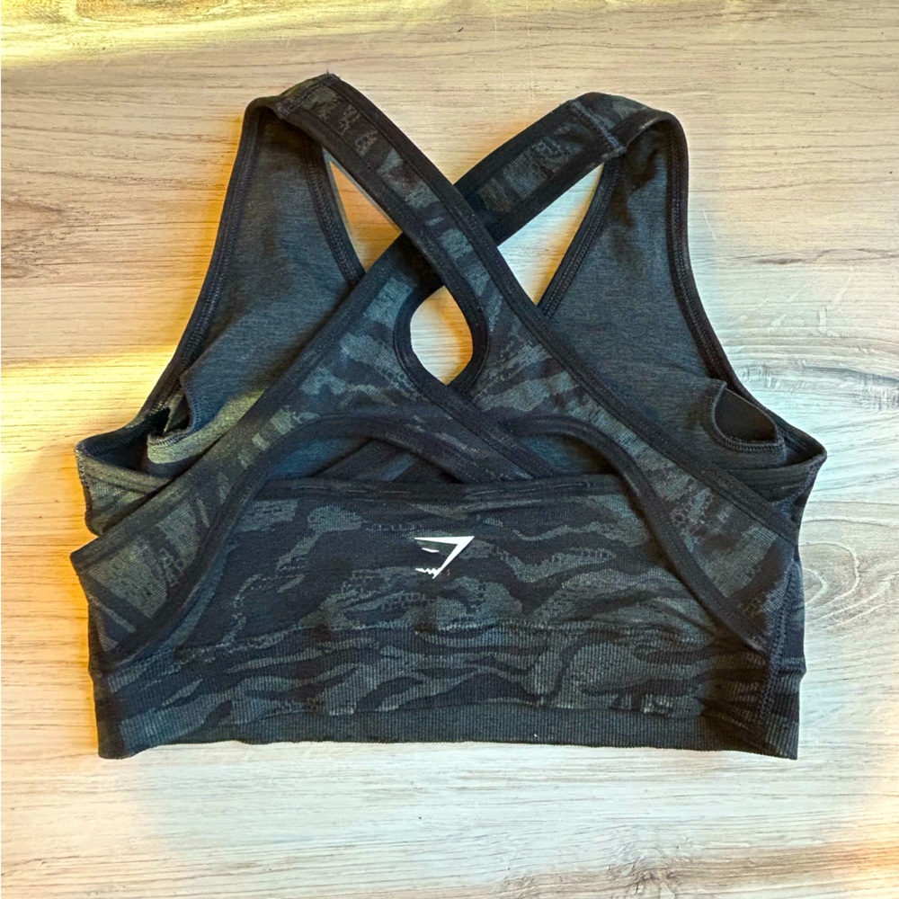 Gymshark Adapt Animal Seamless Sports Bra Black Size Small